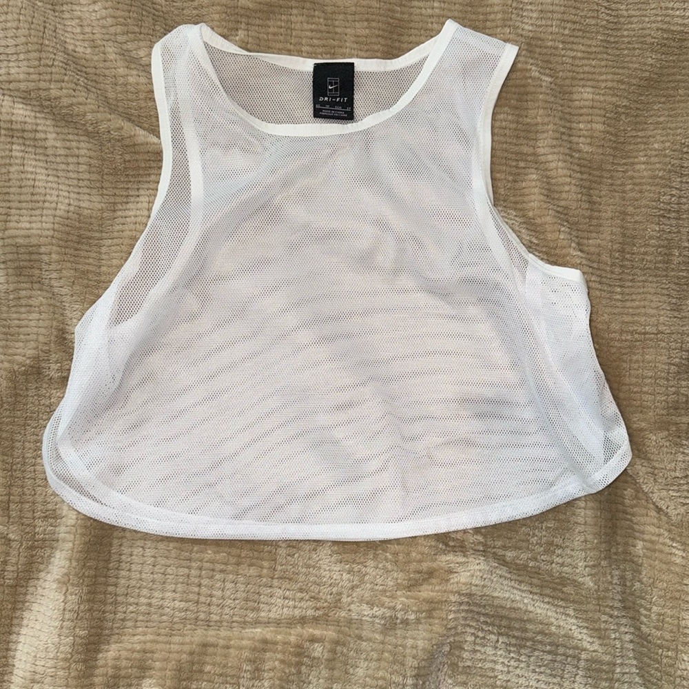 Tennis mash top